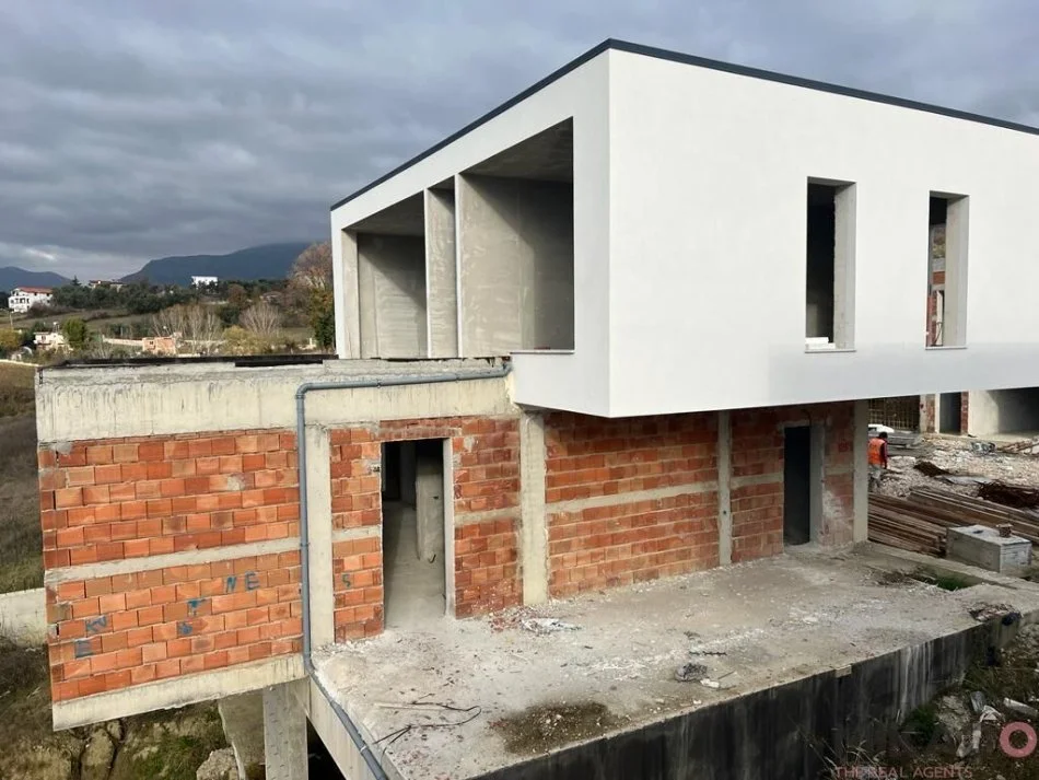 Shitet Vile tek Lakeside Residence, Farke!