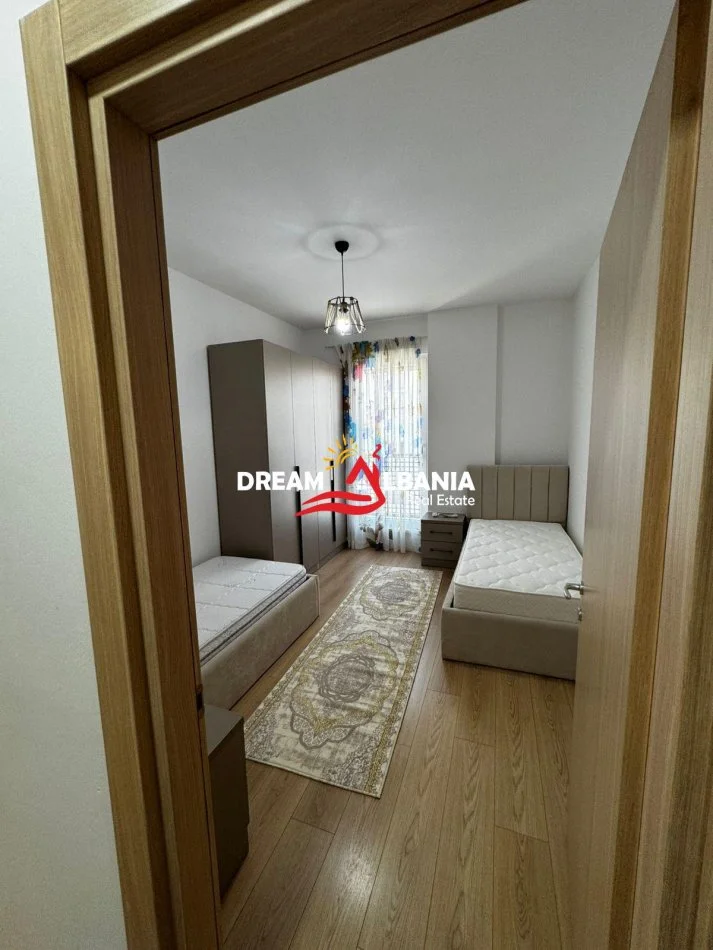 Tirane, jepet me qera apartament 2+1 Kati 5, 100 m² 800 € (ne Don Bosko)
