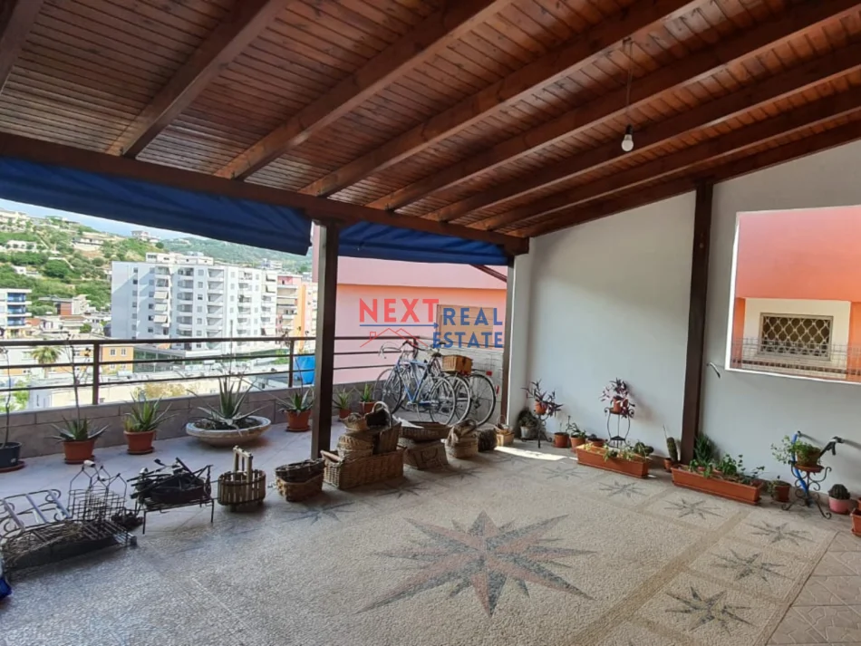 REZERVO PRONEN VETEM ME 500€! Vlore, shitet apartament+verande | Penthouse 3+1+Aneks+Ballkon , 320 m² 300.000 € (ALI DEMI, VLORE)
