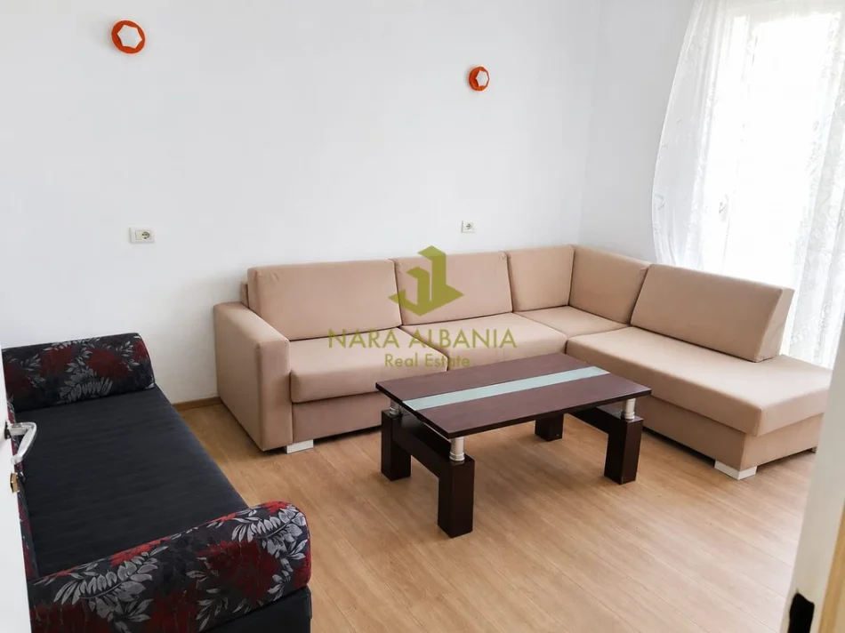 Tirane, jepet me qera 1+1 , 