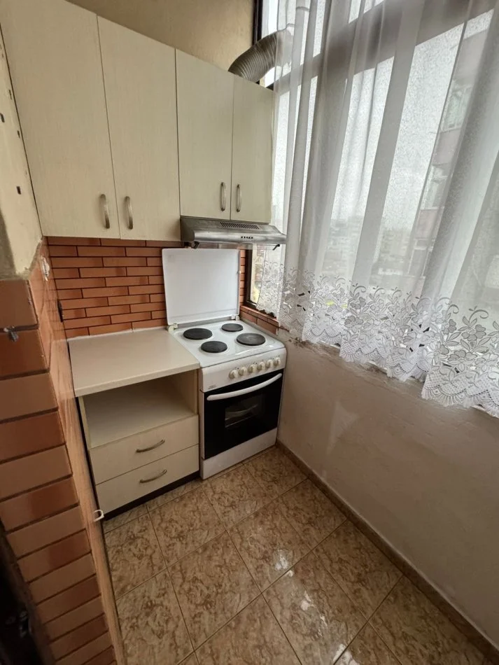 Tirane, jepet me qera apartament 2+1+Aneks+Ballkon Kati 5, 120 m² 450 € (Don Bosko, Pran Restorant Gjelit.)