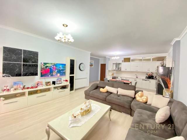 Tirane, jepet me qera apartament 2+1+BLK Kati 2, 128 m² 500 Euro