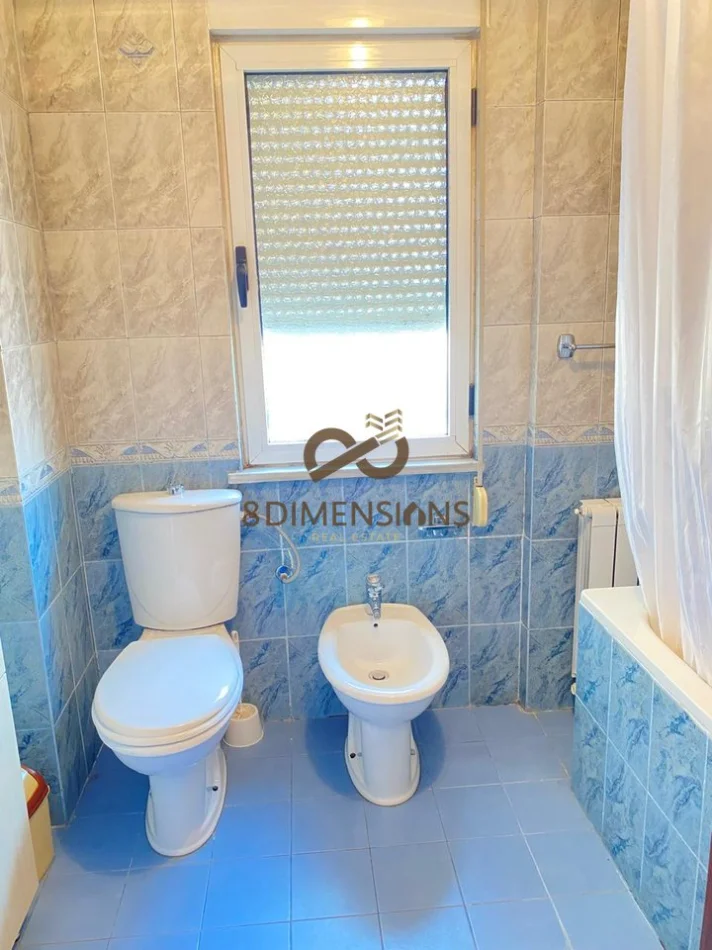 Tirane, jepet me qera apartament 3+1+Ballkon Kati 4, 140 m² 1.450 € (rruga e elbasanit)