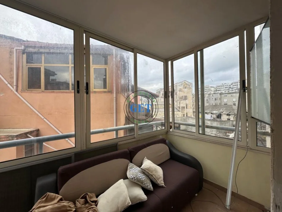 Durres, jepet me qera apartament 1+1+Ballkon Kati 2, 60 m² 350 € (Bulevard,Durres)