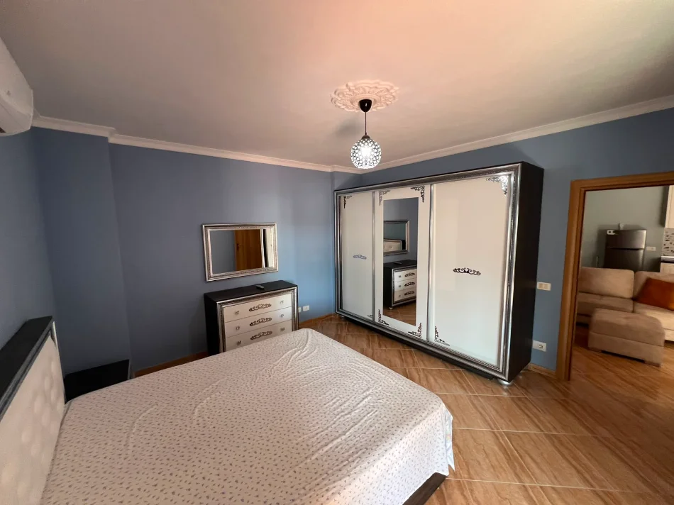 Durres, jepet me qera apartament 1+1+Ballkon , 65 m² 330 € (Florida Pavaresia Plazh)