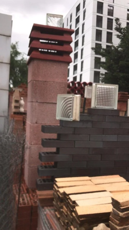 Tirane, shes Tulla xhami 10 €