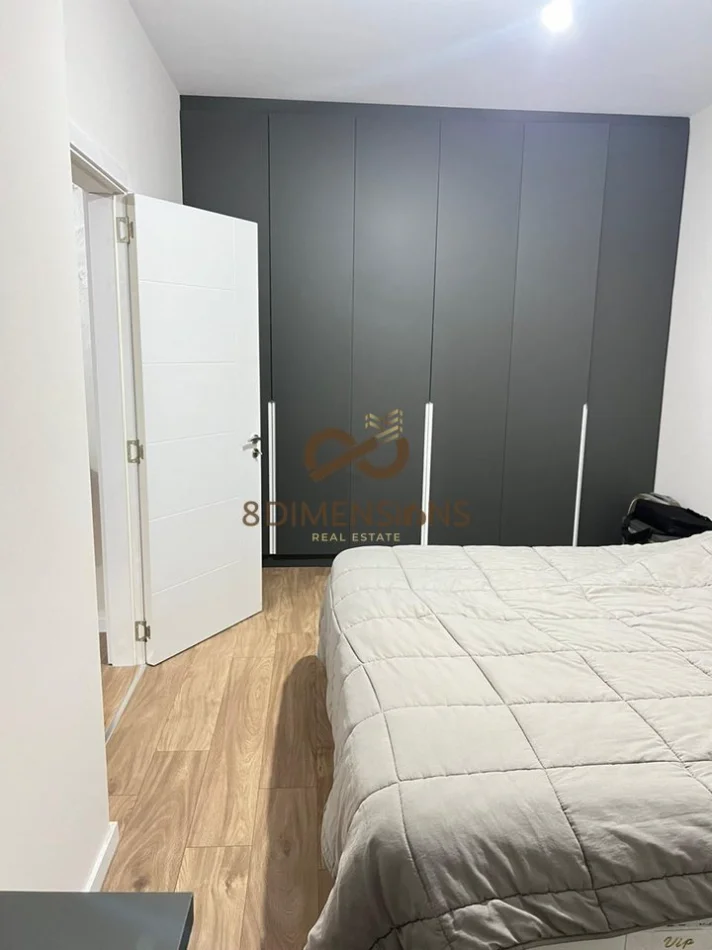 Tirane, shitet apartament 1+1 Kati 4, 77 m² 115.000 € (paskuqan)