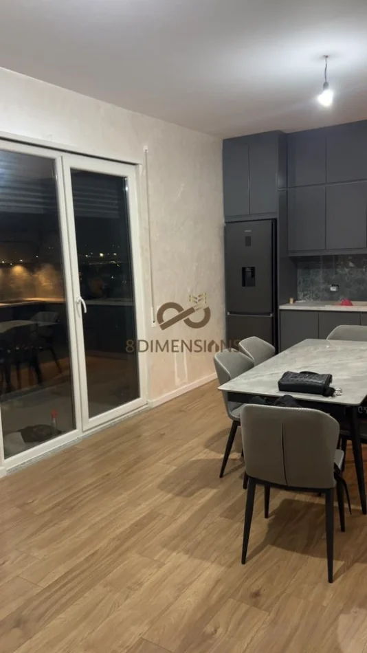 Tirane, shitet apartament 1+1 Kati 4, 77 m² 115.000 € (paskuqan)