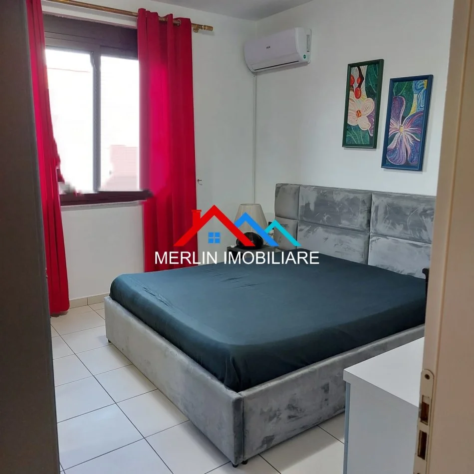 Tirane, jepet me qera apartament 2+1+Ballkon Kati 8, 72 m² 620 € (DON BOSKO)