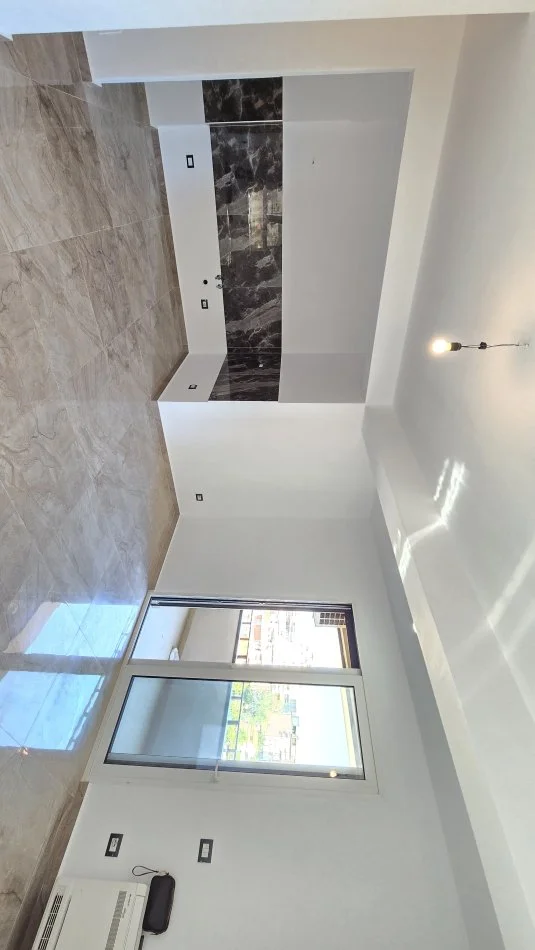 Tirane, jepet me qera zyre Kati 6, 90 m² 1.000 € (Myslym Shyri)