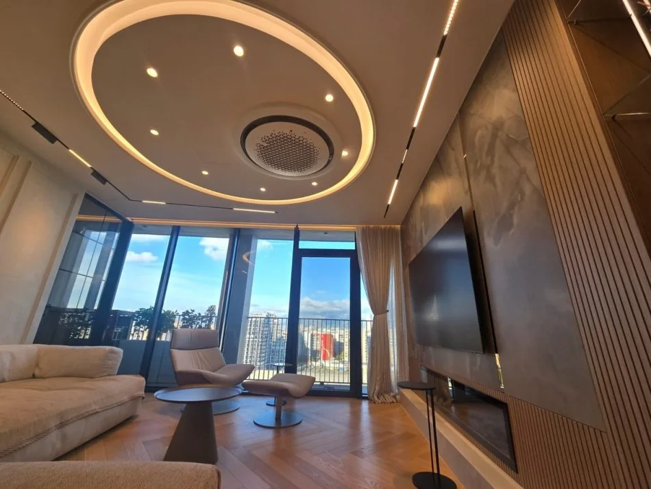 Tirane, shitet apartament 3+1 , 190 m² (Lake view)