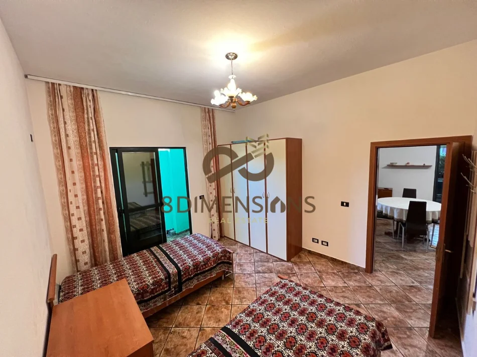 Tirane, jepet me qera apartament 2+1+Ballkon Kati 2, 97 m² 550 € (rruga e durresit)