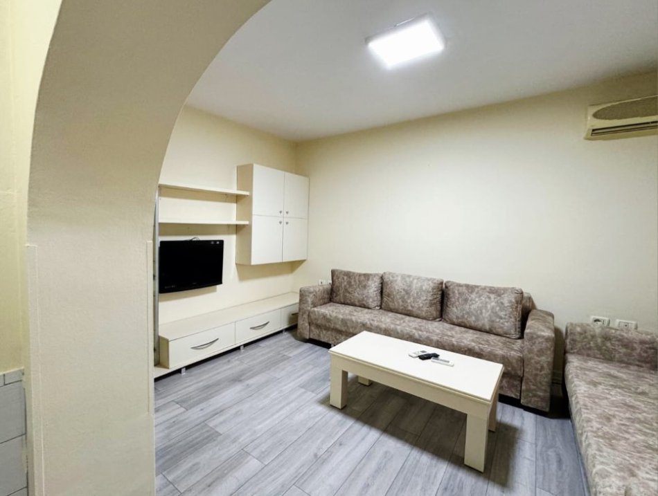 Tirane, shitet apartament 1+1 , 60 m² 147.000 €