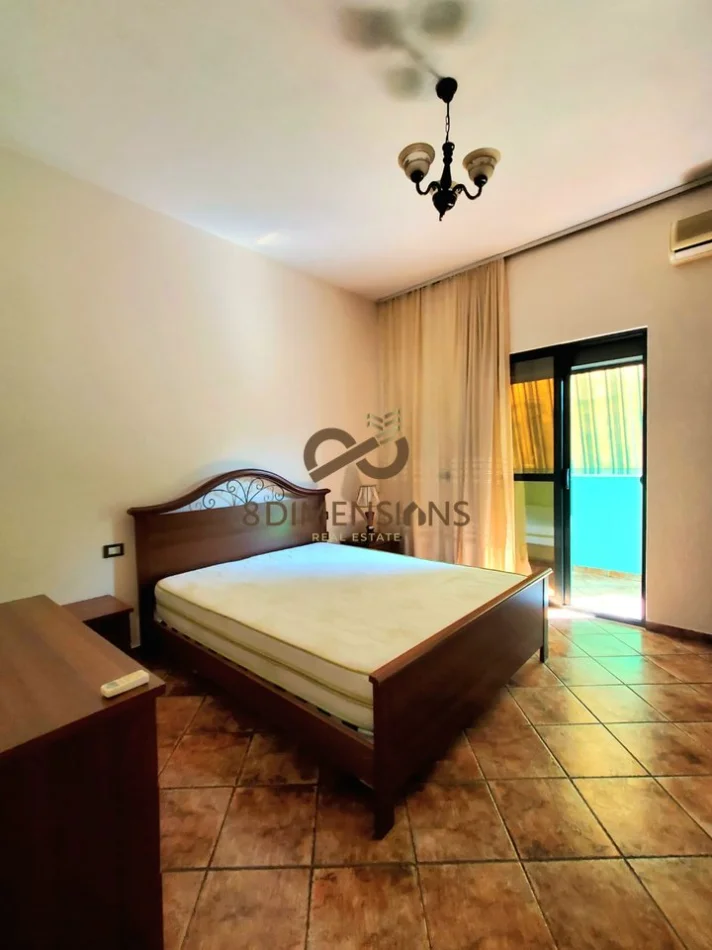 Tirane, jepet me qera apartament 2+1+Ballkon Kati 2, 97 m² 550 € (rruga e durresit)