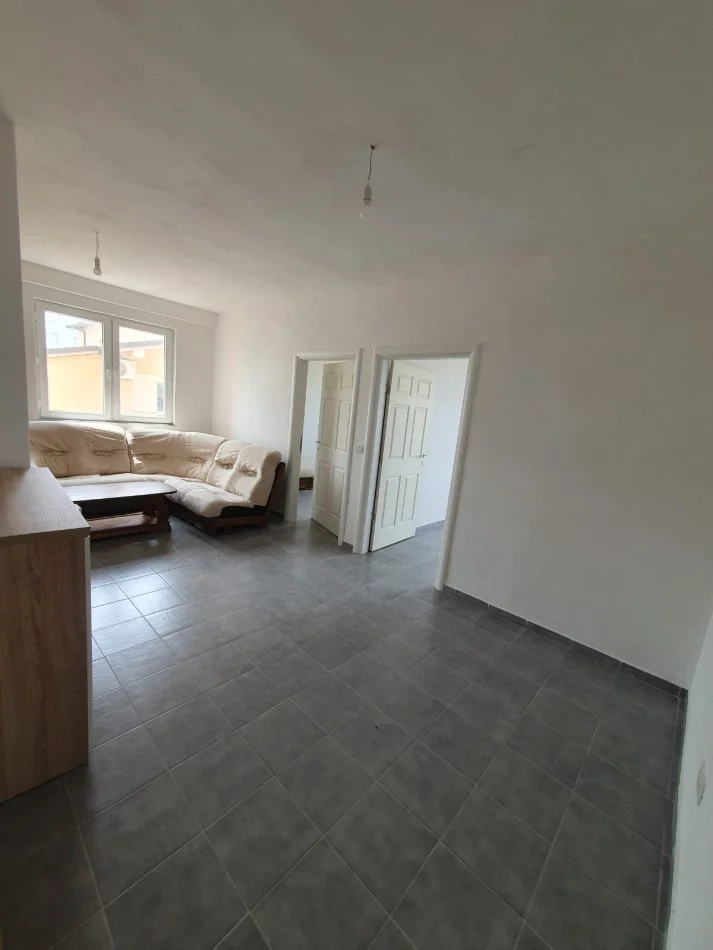 Durres, shitet apartament 2+1+Ballkon Kati 4, 80 m² 96.000 € (ne Qerret Durres)