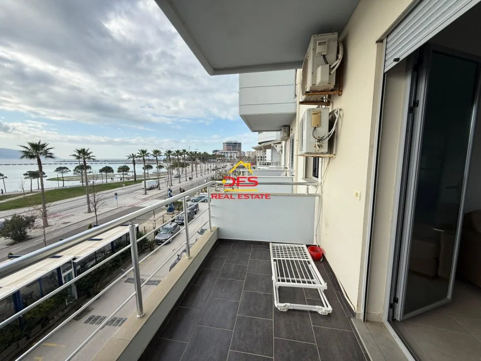 Vlore, shitet apartament 1+1+Ballkon Kati 2, 67 m² 210.000 € (Rruga Çamëria)