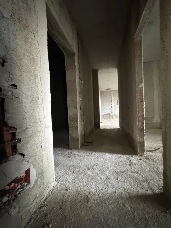 Tirane, shitet apartament 2+1+Ballkon Kati 6, 89 m² 159.000 € (Rezidenca Colonnade)