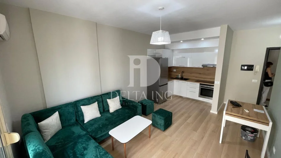 Vlore, shitet apartament 1+1+Aneks+Ballkon Kati 4, 74 m² 185.000 € (Lungo Mare)