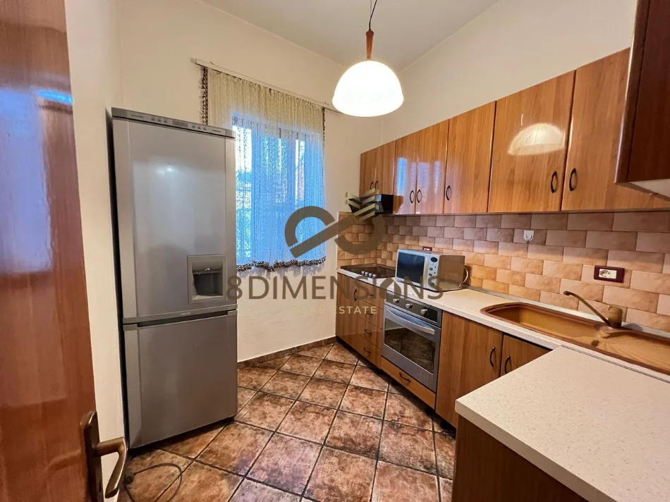 Tirane, jepet me qera apartament 2+1+Ballkon Kati 2, 97 m² 550 € (rruga e durresit)