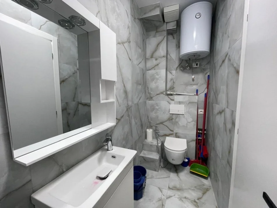 Tirane, shitet apartament 2+1 , 120 m² 275.000 € 