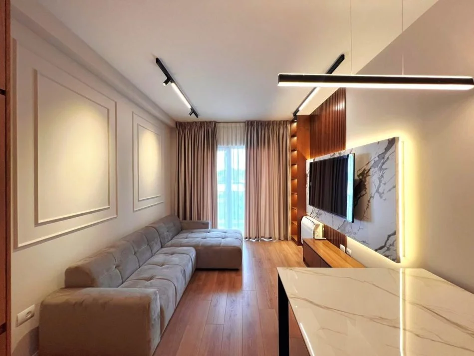 Tirane, shitet apartament 1+1 , 60 m² 165.000 € (Spitali amerikan 3)