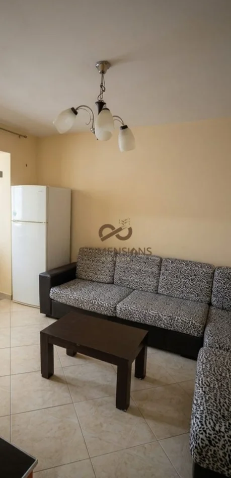 Tirane, jepet me qera apartament 1+1 Kati 2, 60 m² 450 € (mihal grameno)