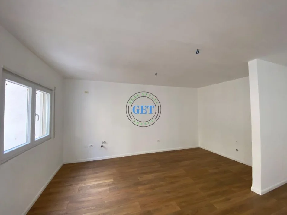 Durres, shitet apartament 1+1 , 80.000 € (Plazh Iliria, Durres!!)