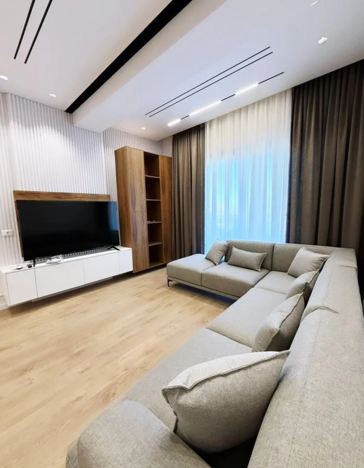 Tirane, shitet apartament 2+1 , 111 m² 265.000 € 