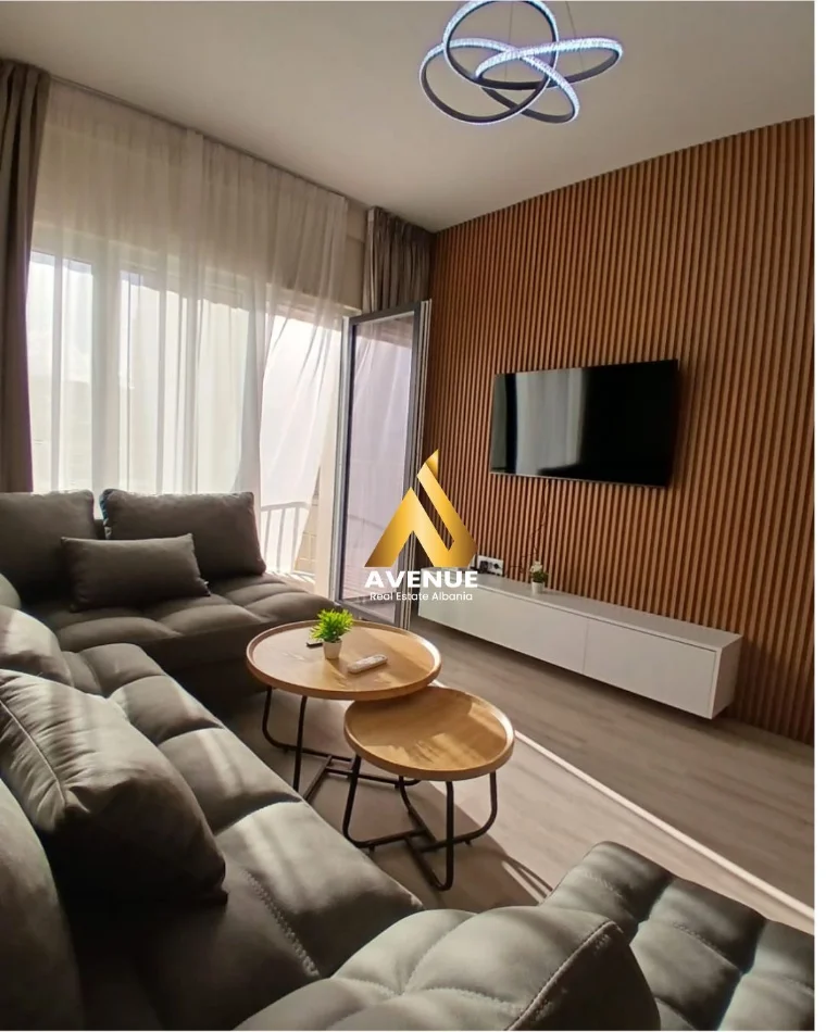Tirane, jepet me qera apartament 2+1+Ballkon Kati 4, 76 m² 900 € (Rruga Hysni Gerbolli)