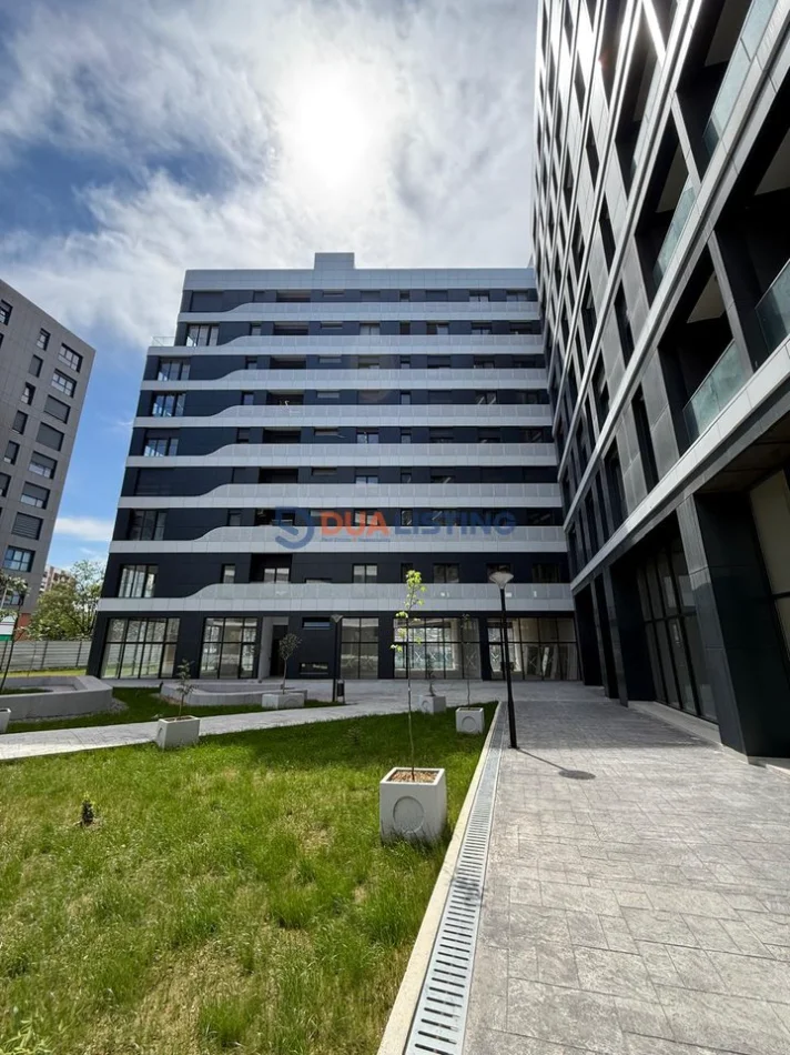 Tirane, jepet me qera dyqan , 160 m² 4.900 € (Don Bosko)