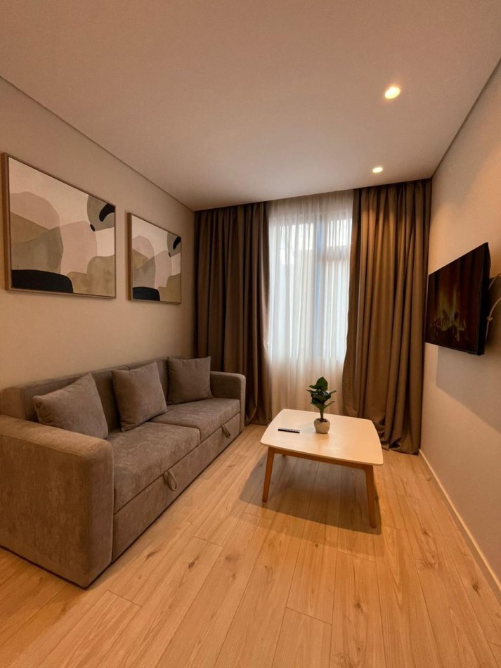 Tirane, shitet 1+1 , 145 m² 399.000 € 