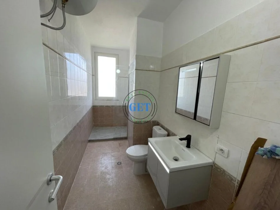 Durres, shitet apartament 2+1+Ballkon Kati 6, 82 m² 108.000 € (Plazh Iliria,Durres.)