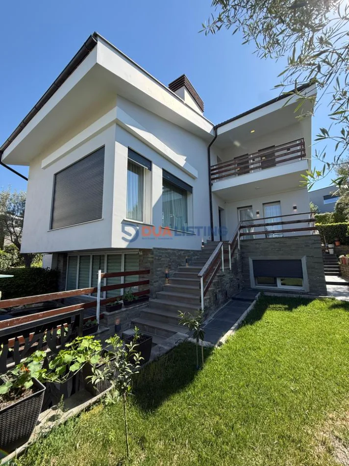 Tirane, jepet me qera Vile 4+1 , 350 m² 3.500 € (Teg)