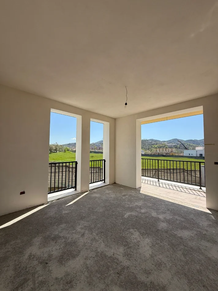 Tirane, shitet apartament 2+1 Kati 1, 80 m² 140.000 € (sauk i ri)