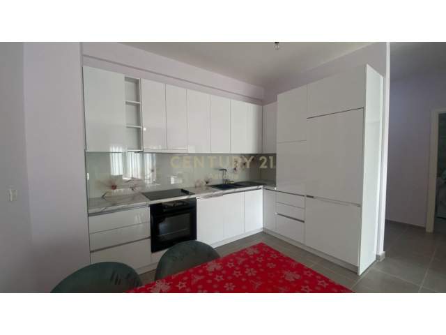 Tirane, jepet me qera apartament 1+1 Kati 5, 74 m² 400 Euro (Kompleksi Green City)