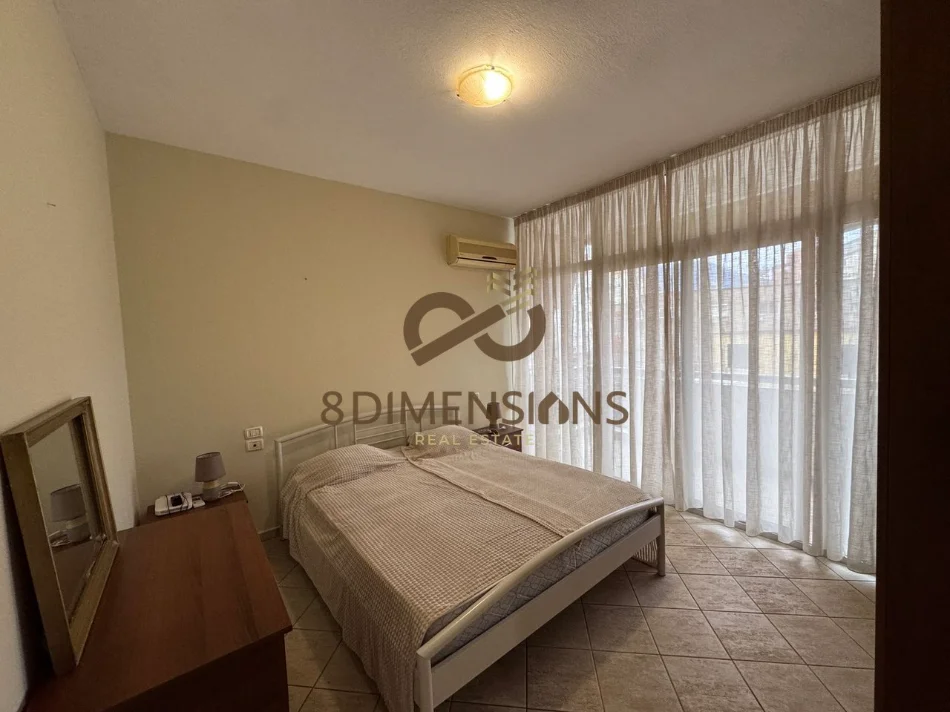 Tirane, jepet me qera apartament 1+1+Ballkon Kati 3, 65 m² 550 € (tregu elektrik)