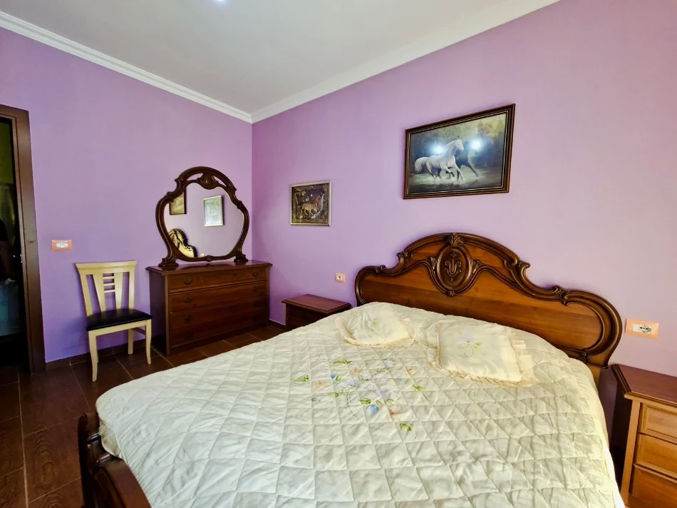 Tirane, jepet me qera apartament 1+1 Kati 2, 70 m² 500 € (21 Dhjetori , rruga Frosina Plaku)