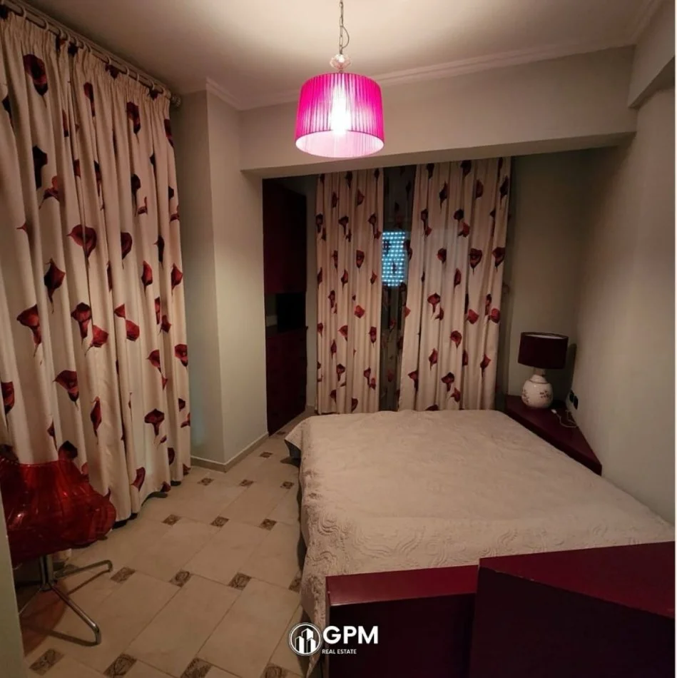 Durres, jepet me qera apartament 2+1 Kati 2, 85 m² 800 € (Durres).