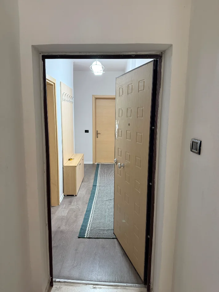 Tirane, jepet me qera apartament 2+1+Aneks+Ballkon Kati 7, 144 m² (Rruga Hamdi Sina, Liqeni i Thate)