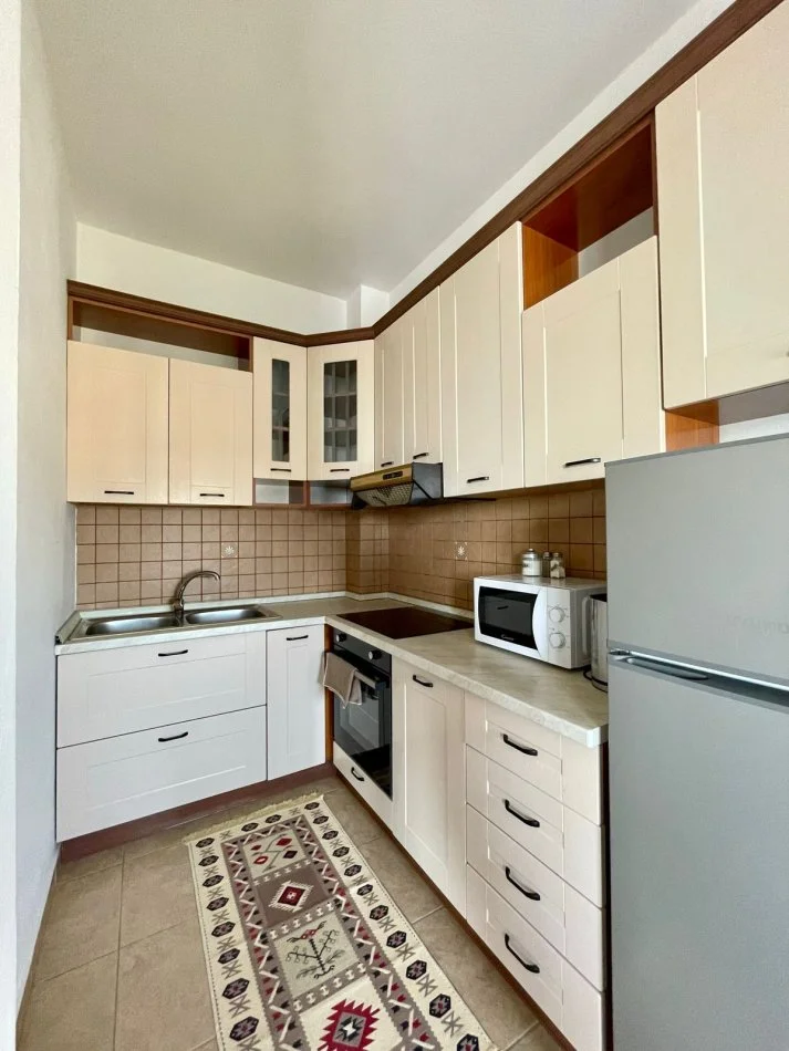 Shitet apartament 1+1 Kati 9, 64.7m² 80.000 € (Plazh Durres)
