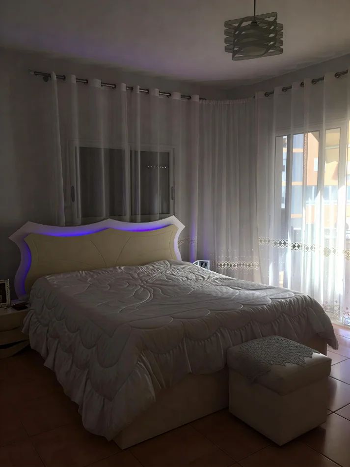 Tirane, jepet me qera apartament 2+1 Kati 6, 125 m² 800 € (Komuna e Parisit)