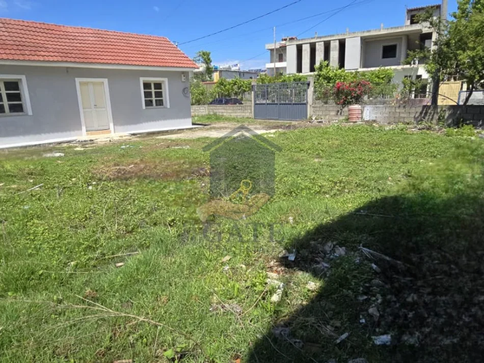 Durres, shitet shtepi 1 Katshe Kati 0, 344 m² 75.000 € (Market Lenia)