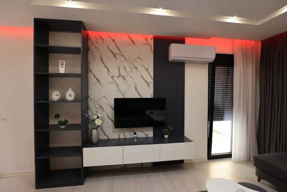 jepet me qera 2+1+Ballkon Kati 4, 600 € (TEODOR keko)