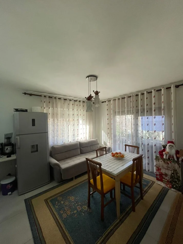 Tirane, shitet apartament 2+1 Kati 3, 82 m² 160.000 € (Bulevardi Bajram Curri)