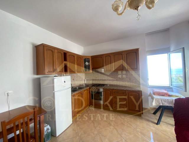 Durres, jepet me qera apartament 2+1+BLK Kati 4, 95 m² 400 Euro (Plazh, Durres)