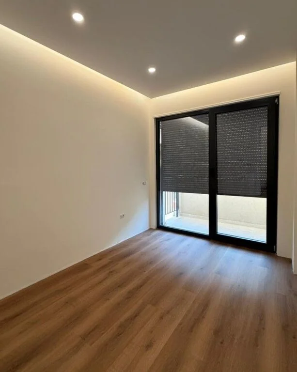 Tirane, shitet apartament 2+1 Kati 3, 118 m² 330.000 € (Prane Hotel Radisson)