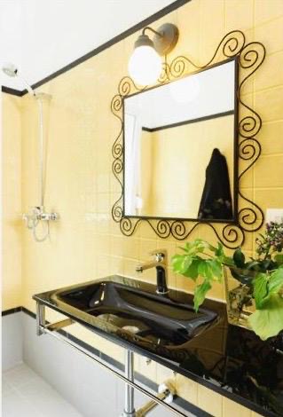Tirane, jepet me qera apartament , (Rr. Reshit Bali)