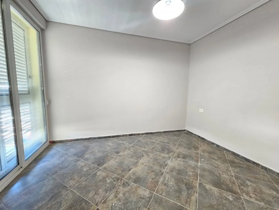 Tirane, shitet apartament 2+1 , 122 m² 165.000 € (Rruga Hysen Gjura)