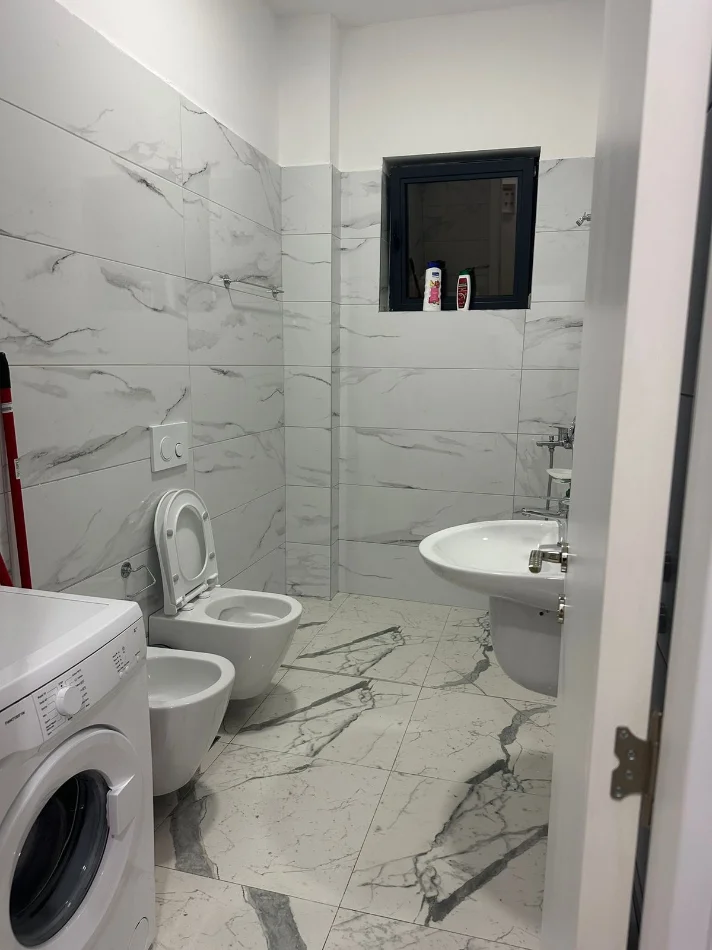 Tirane, jepet me qera apartament 1+1+Ballkon , 70 m² (Prane Future Home Residence, Tirane)