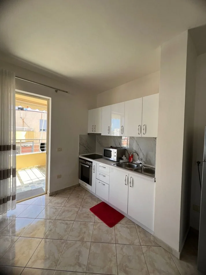 Durres, shitet apartament 2+1 Kati 6, 97 m² 160.000 € (PLAZH TE HOTEL VIVAS!)